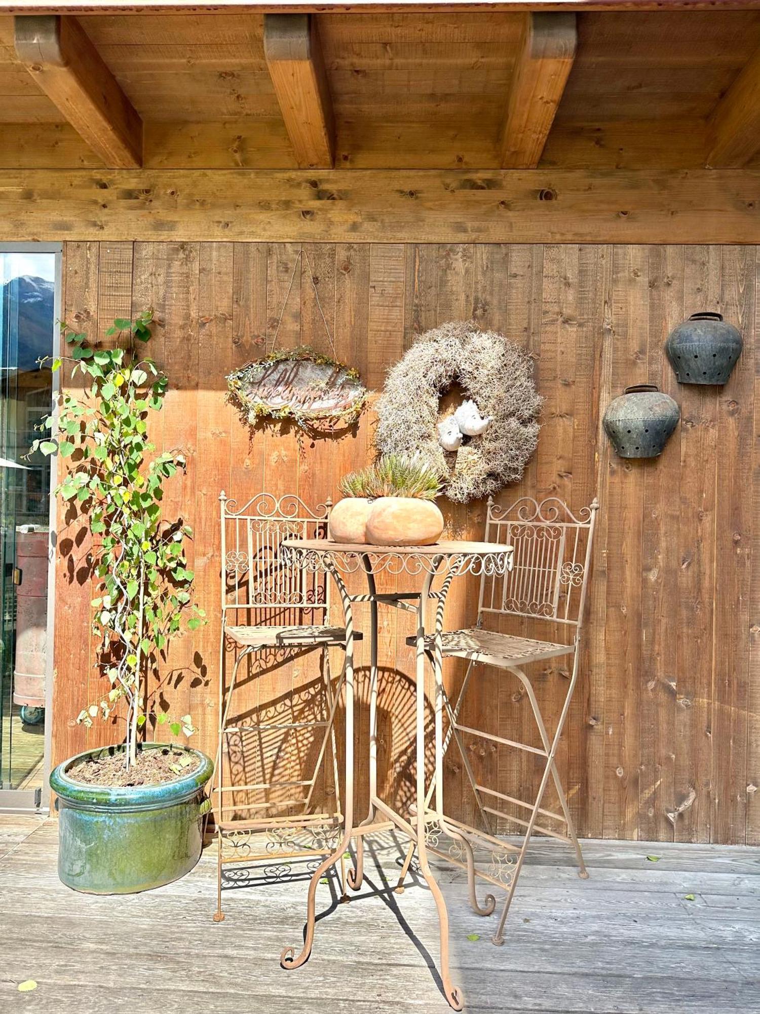 Aparthotel Kroesbacher フルプメス エクステリア 写真