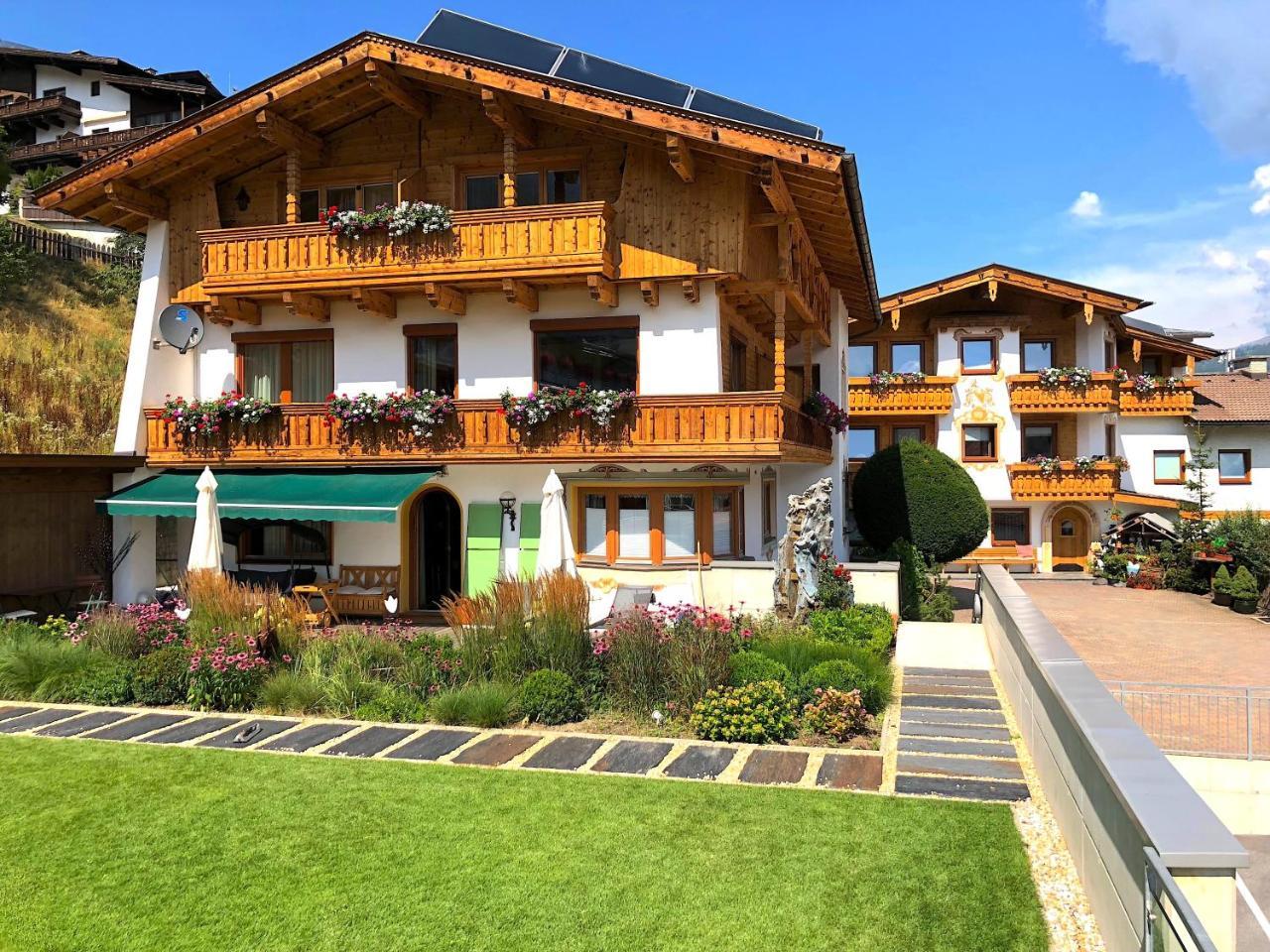 Aparthotel Kroesbacher フルプメス エクステリア 写真